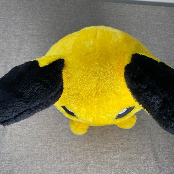 Pokémon Pichu Large Plush Doll Toy 16" x 10" Banpresto Bandai - Picture 6 of 9